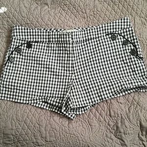 Checkered cotton shorts